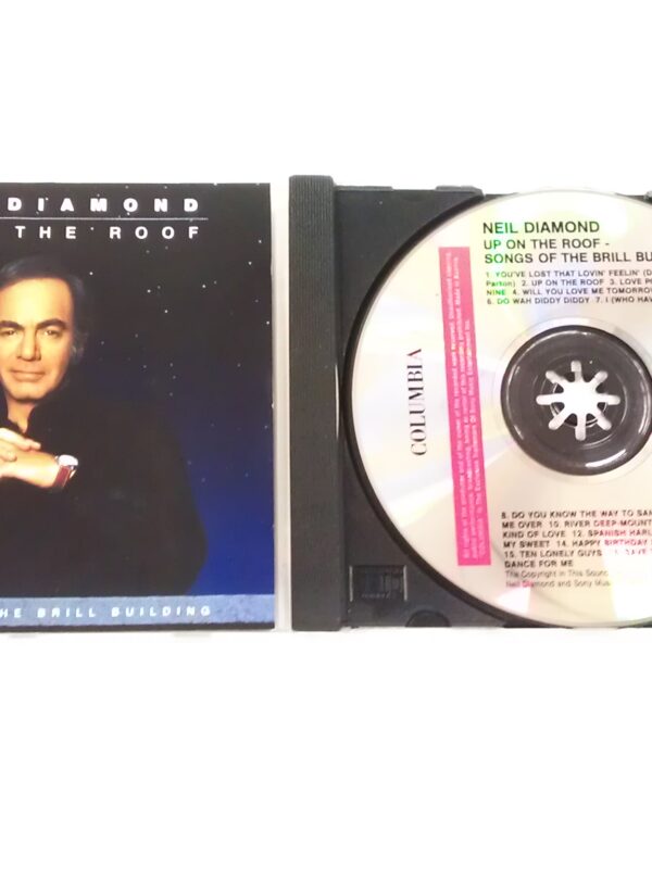 CD - NEIL DIAMOND - UP ON THE ROOF