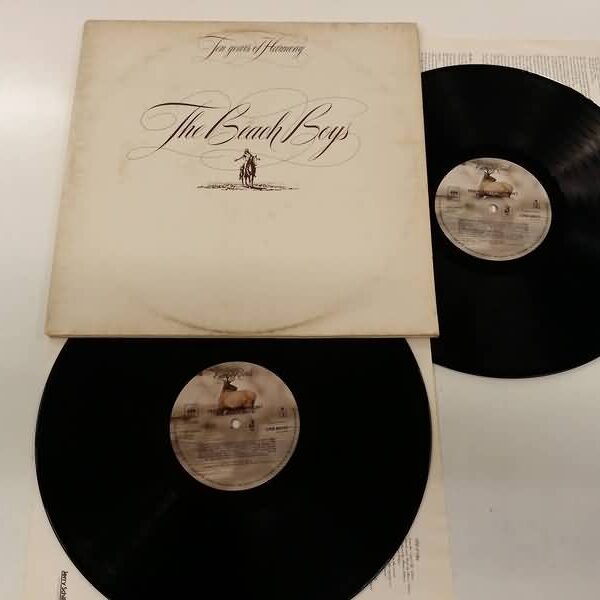 LP - THE BEACH BOYS - TEN YEARS OF HARMONY