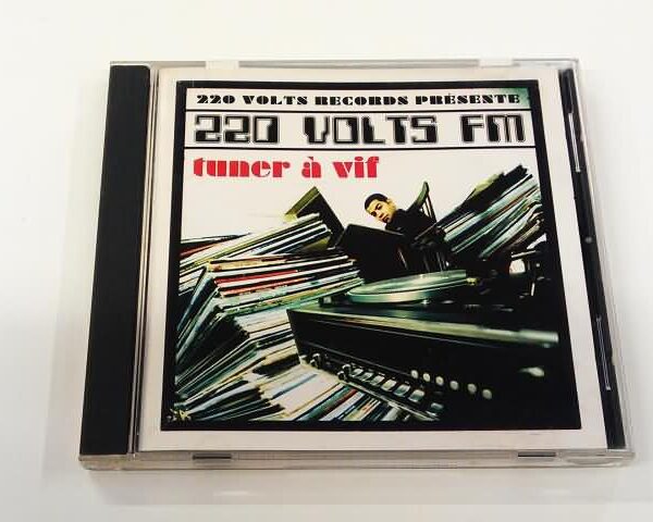 CD - 220 VOLTS FM - TURNER A VIF