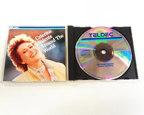 CD - CATERINA VALENTE - AROUND THE WORLD