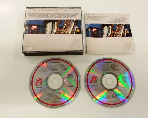 CD - VARIOUS ARTISTS - GREAT MOMENTS IN JAZZ