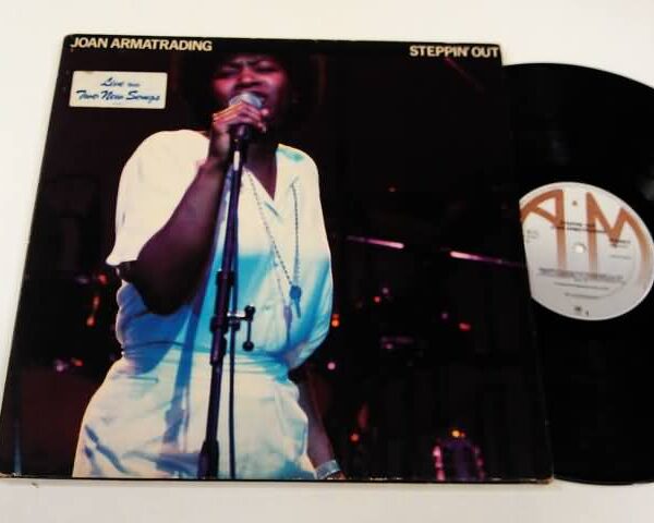 LP - JOAN ARMATRADING - STEPPIN' OUT