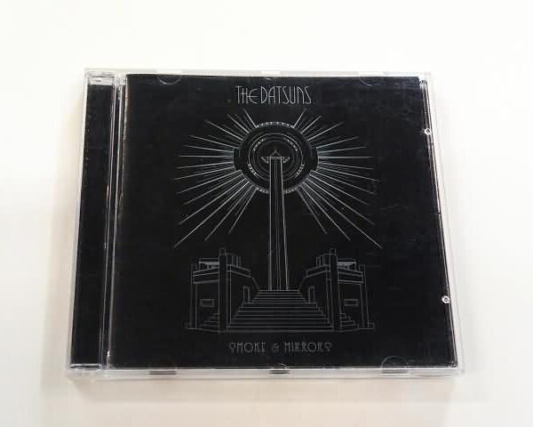 CD - THE DATSUNS - SMOKE & MIRRORS